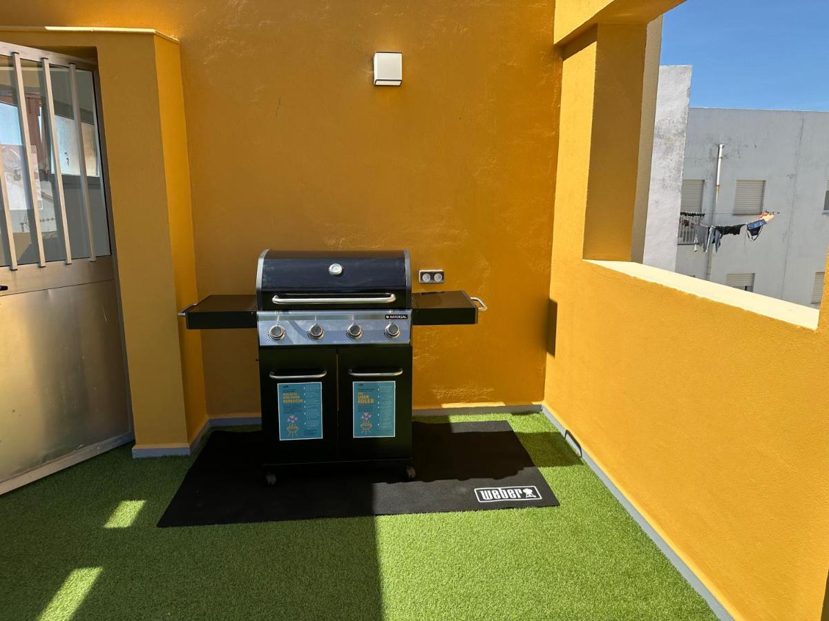 Central Apartment With Patio By Wayra Tarifa Exterior foto